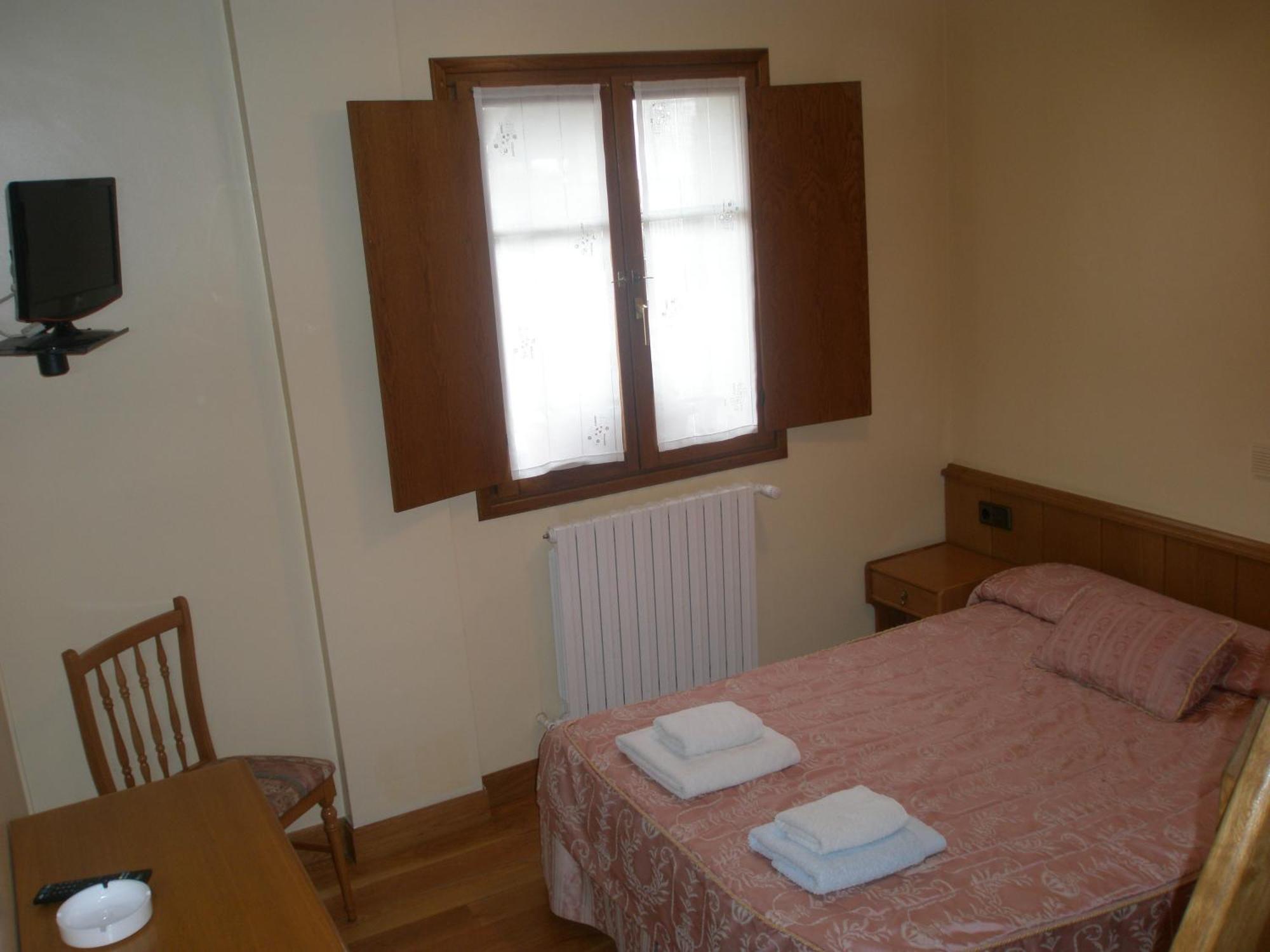 Hostal Musunzar Leitza  Extérieur photo