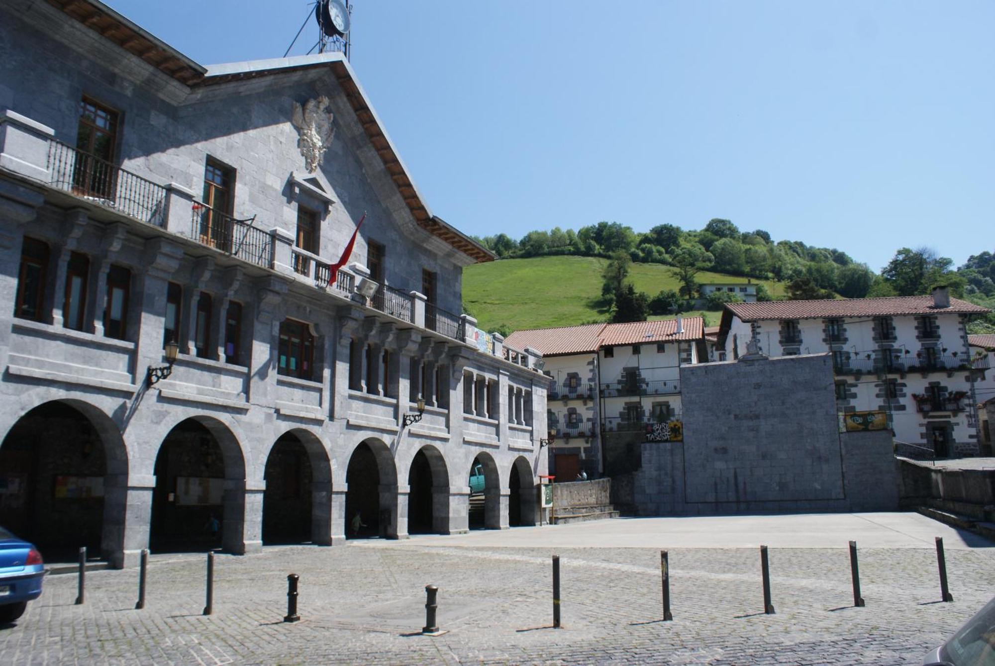 Hostal Musunzar Leitza  Extérieur photo
